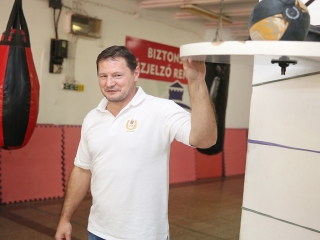 Erdei Zsolt a DÖSE boxolóinál - fotó: Sándor Judit