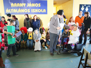 Farsangoltak az Arany iskolások - fotó: Ónodi Zoltán