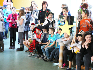 Farsangoltak az Arany iskolások - fotó: Ónodi Zoltán