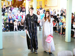 Farsangoltak az Arany iskolások - fotó: Ónodi Zoltán