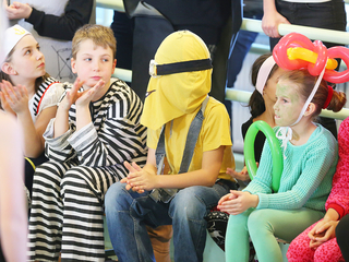 Farsangoltak az Arany iskolások - fotó: Ónodi Zoltán