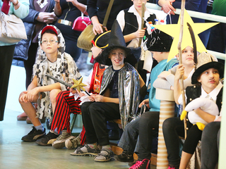 Farsangoltak az Arany iskolások - fotó: Ónodi Zoltán