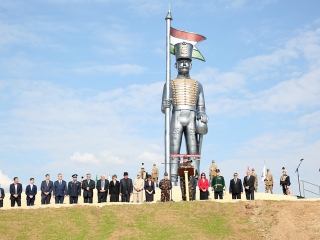 Szoboravatás Pákozdon - fotó: Sándor Judit