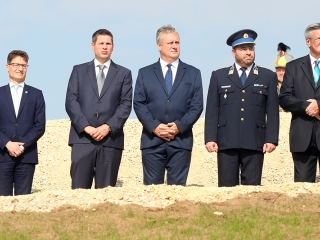 Szoboravatás Pákozdon - fotó: Sándor Judit