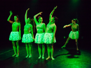 Négy Évszak, Falka - Évadnyitó premier a Bartókban - fotó: 