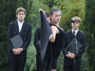 Koszorúzás a Nemzeti Gyásznapon - fotó: Sándor Judit