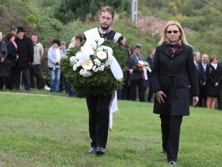 Koszorúzás a Nemzeti Gyásznapon - fotó: Sándor Judit