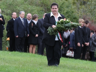 Koszorúzás a Nemzeti Gyásznapon - fotó: Sándor Judit