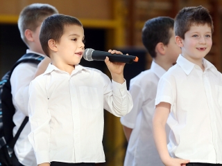 Elsősavató az Aranyban - fotó: Sándor Judit