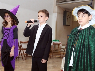 Fecskeavató a Petőfiben - fotó: Sándor Judit