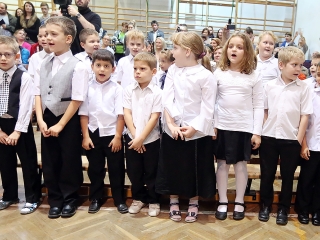 Fecskeavató a Petőfiben - fotó: Sándor Judit