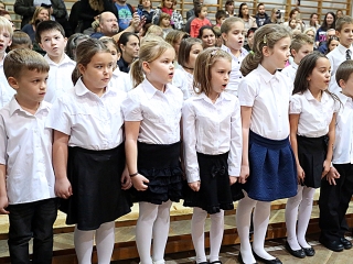 Fecskeavató a Petőfiben - fotó: Sándor Judit