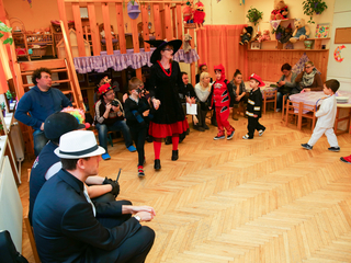 Itt a farsang áll a bál! - fotó: Ónodi Zoltán