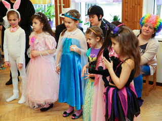 Itt a farsang áll a bál! - fotó: Ónodi Zoltán