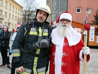 Adventi jótékonysági futás 2017 - fotó: Sándor Judit