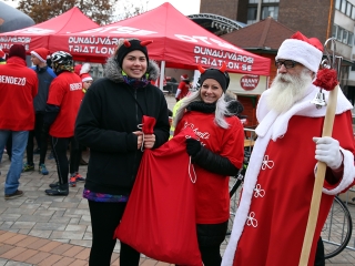 Adventi jótékonysági futás 2017 - fotó: Sándor Judit