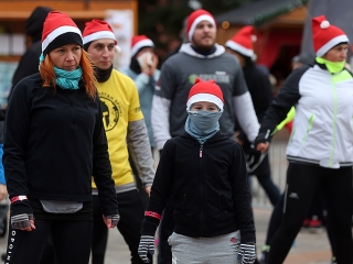 Adventi jótékonysági futás 2017 - fotó: Sándor Judit