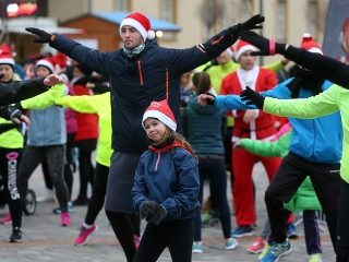 Adventi jótékonysági futás 2017 - fotó: Sándor Judit