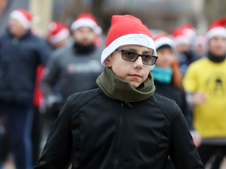 Adventi jótékonysági futás 2017 - fotó: Sándor Judit