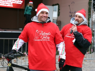 Adventi jótékonysági futás 2017 - fotó: Sándor Judit