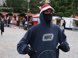 Adventi jótékonysági futás 2017 - fotó: Sándor Judit