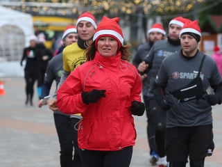 Adventi jótékonysági futás 2017 - fotó: Sándor Judit