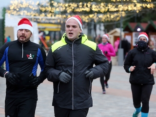 Adventi jótékonysági futás 2017 - fotó: Sándor Judit