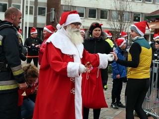 Adventi jótékonysági futás 2017 - fotó: Sándor Judit