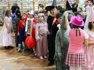 Farsangoztak a Petőfisek - fotó: Ónodi Zoltán