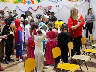 Farsangoztak a Petőfisek - fotó: Ónodi Zoltán