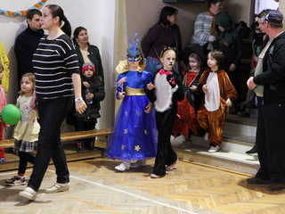 Farsangoztak a Petőfisek - fotó: Ónodi Zoltán