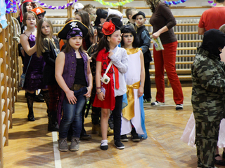 Farsangoztak a Petőfisek - fotó: Ónodi Zoltán