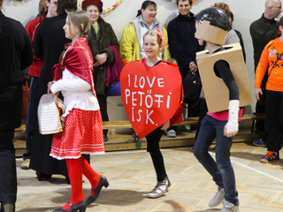 Farsangoztak a Petőfisek - fotó: Ónodi Zoltán