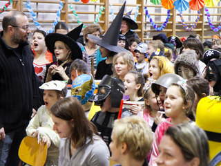 Farsangoztak a Petőfisek - fotó: Ónodi Zoltán