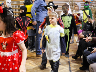 Farsangoztak a Petőfisek - fotó: Ónodi Zoltán