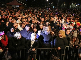 Szilveszteri utcabál 2017 - fotó: Sándor Judit