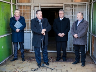 A Kormányhivatal átvette a zöld SZTK-t - fotó: Ónodi Zoltán