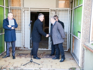 A Kormányhivatal átvette a zöld SZTK-t - fotó: Ónodi Zoltán