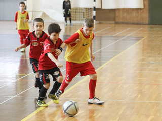 Guruljon a labda! U8 utánpótláskupa - fotó: Ónodi Zoltán