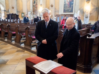 Egyeztetés a fejlesztésekről Ercsiben - fotó: Ónodi Zoltán