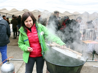 Disznótor a drogambulancián - fotó: Sándor Judit