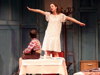 Az üvegcipő - Premier a Bartókban - fotó: Sándor Judit