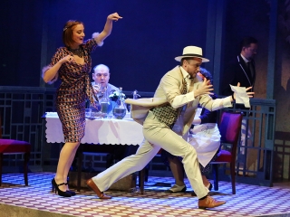 Az üvegcipő - Premier a Bartókban - fotó: Sándor Judit