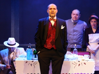 Az üvegcipő - Premier a Bartókban - fotó: Sándor Judit