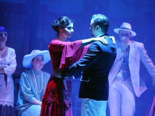 Az üvegcipő - Premier a Bartókban - fotó: Sándor Judit