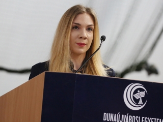 Diplomaátadó az egyetemen (2018) - fotó: Sándor Judit