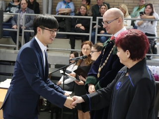 Diplomaátadó az egyetemen (2018) - fotó: Sándor Judit