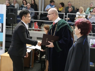 Diplomaátadó az egyetemen (2018) - fotó: Sándor Judit