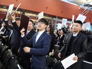 Diplomaátadó az egyetemen (2018) - fotó: Sándor Judit