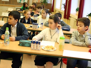 Anyanyelvi vetélkedő a Petőfiben - fotó: Sándor Judit